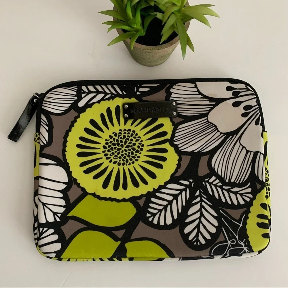 Vera Bradley iPad Case Zipper Floral